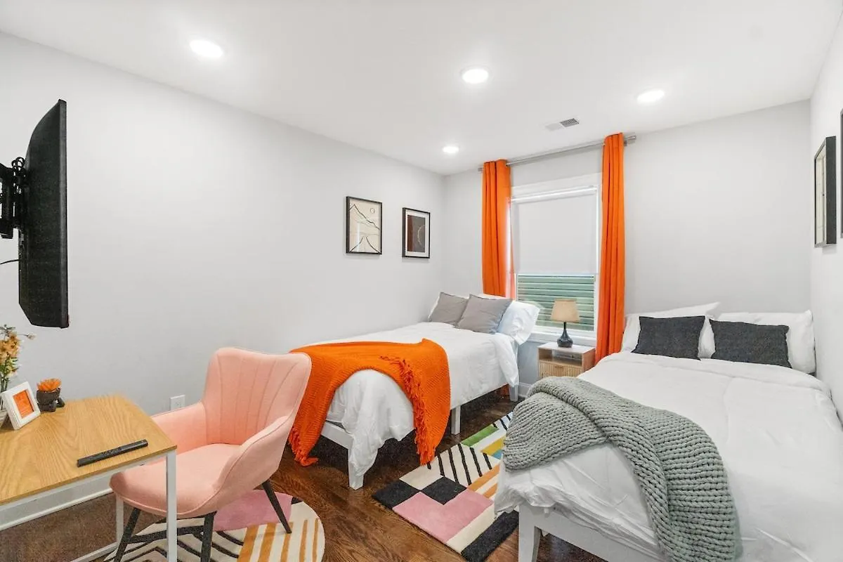 Orange Oasis Apartment East Orange